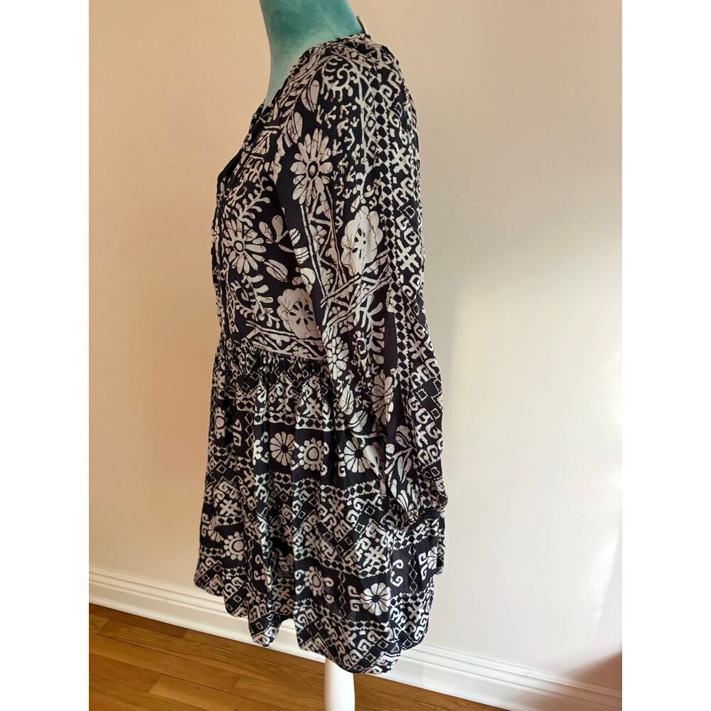 Love The Label Block Print Mini Dress Cotton Boho Tiered Ruffle Hem White Navy View 3
